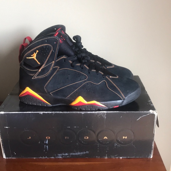 SLIGHTLY WORN: Air Jordan 7 Retro - Picture 4 of 8